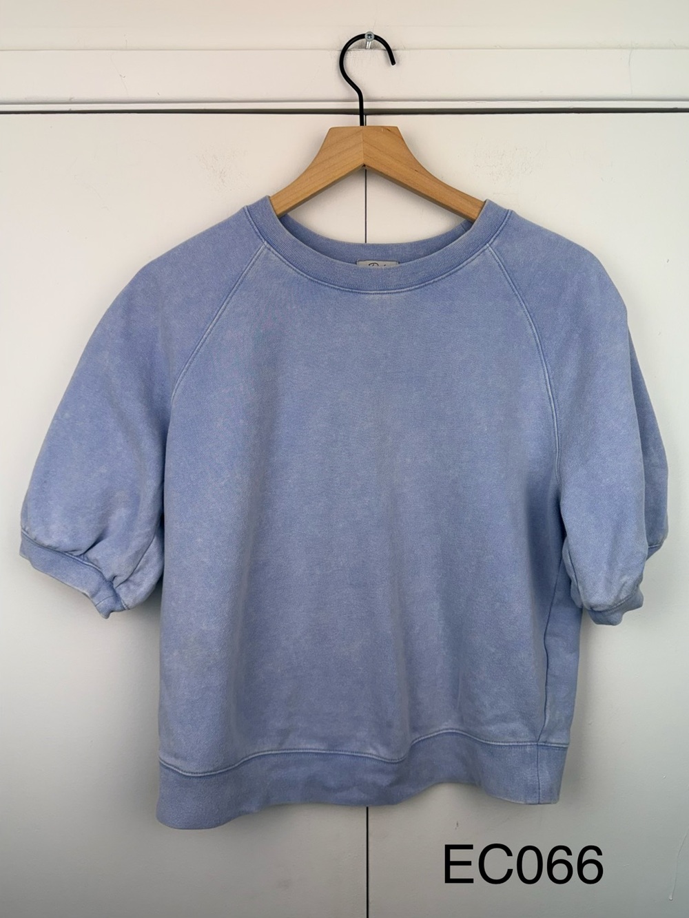 Rails Lia Powder Blue Acid Wash Puff Sleeve Sweatshirt S